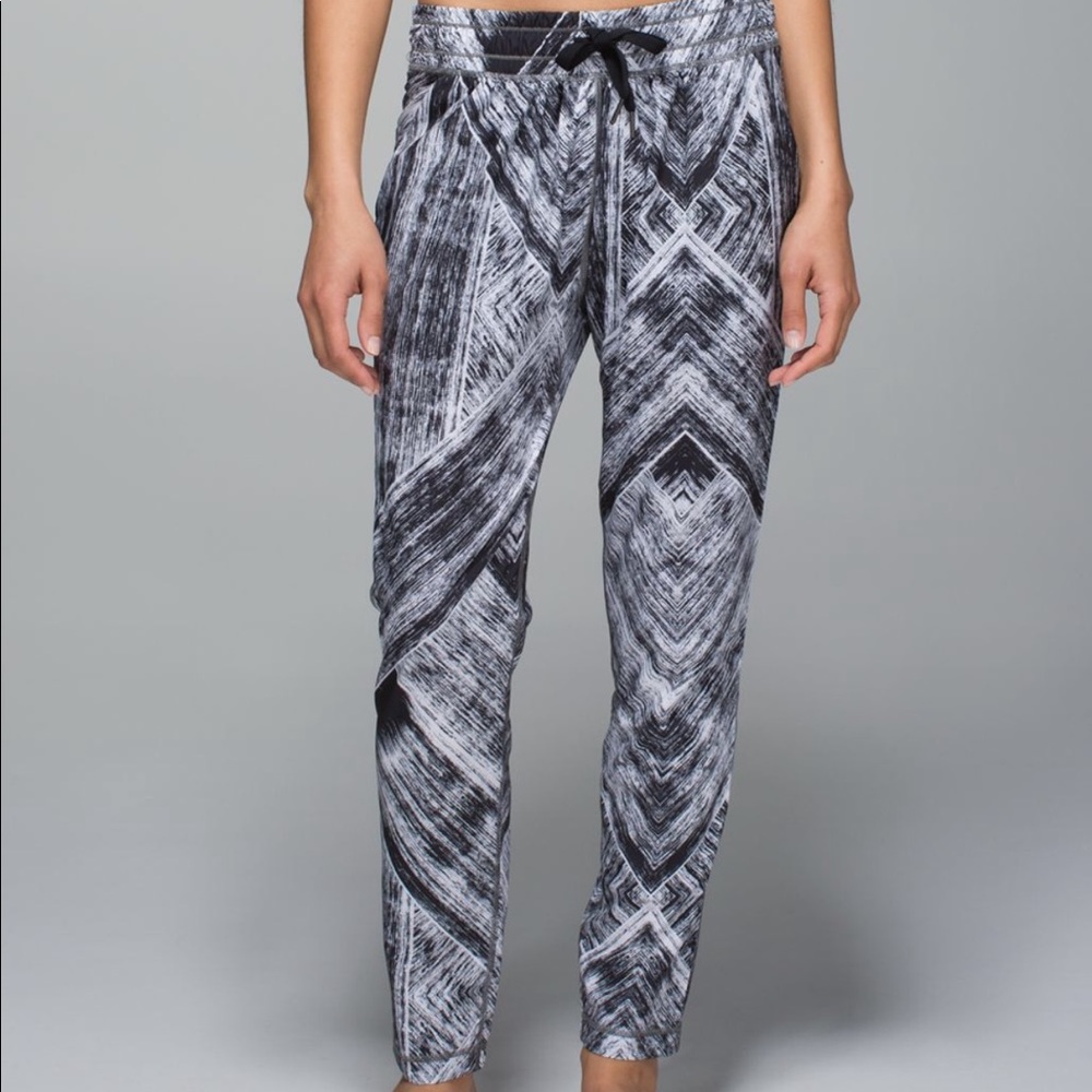 Lululemon Namaskar Pant II Unlined